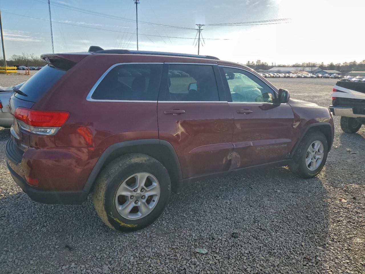 2017 Jeep Grand Cherokee Laredo - zdjęcie 3