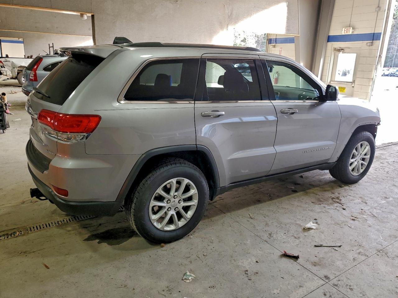 2015 Jeep Grand Cherokee Laredo - zdjęcie 3
