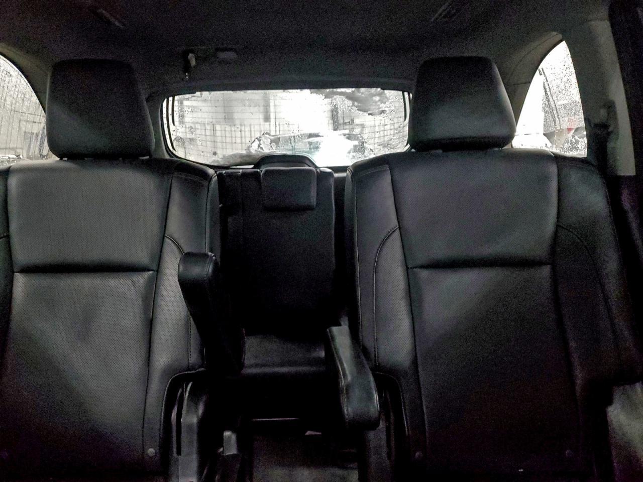 2015 Toyota Highlander Limited - zdjęcie 10