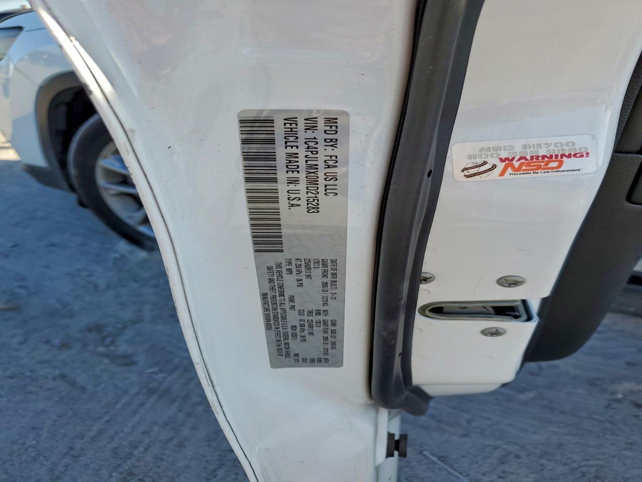 2021 Jeep Cherokee Latitude Lux - zdjęcie 14