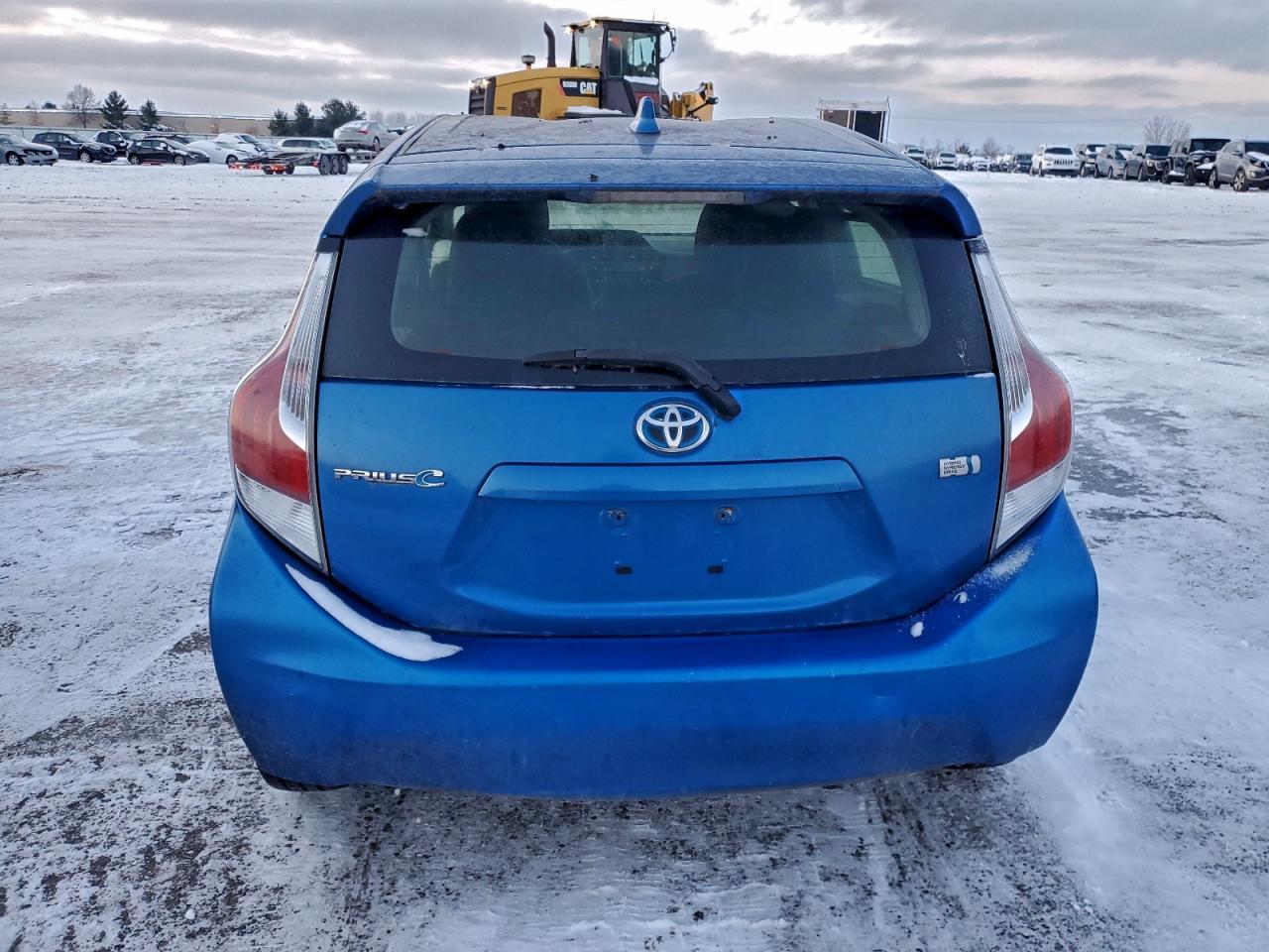 2015 Toyota Prius c - zdjęcie 6