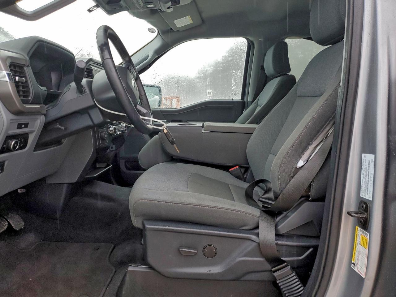 2025 Ford F150 Xlt - zdjęcie 7