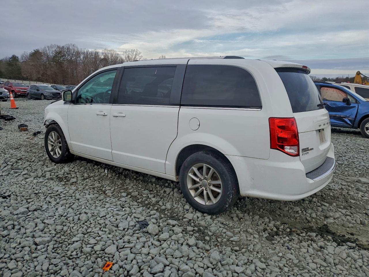 2019 Dodge Grand Caravan Sxt - zdjęcie 2
