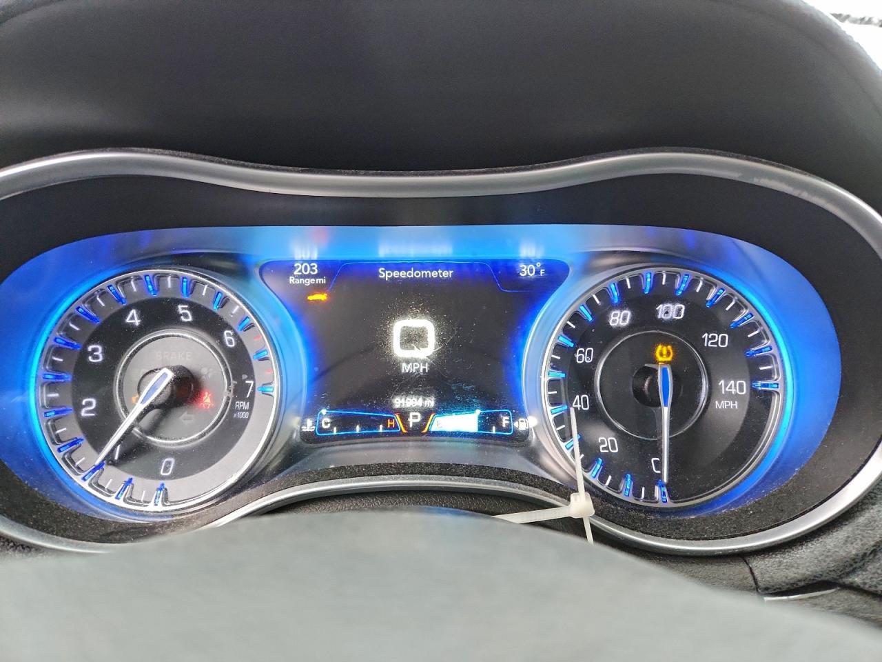 2016 Chrysler 300 Limited - zdjęcie 9