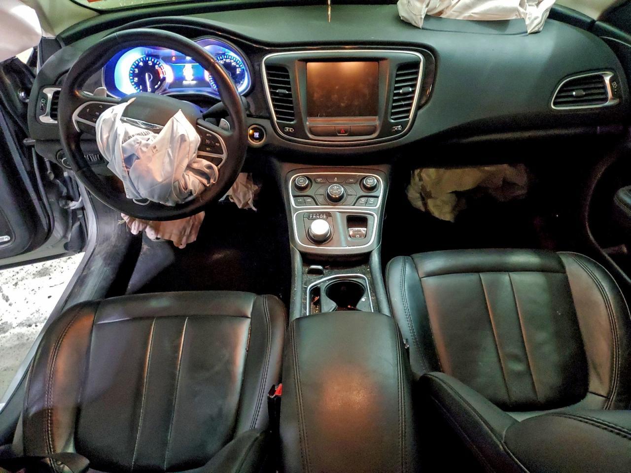 2016 Chrysler 200 C - zdjęcie 8