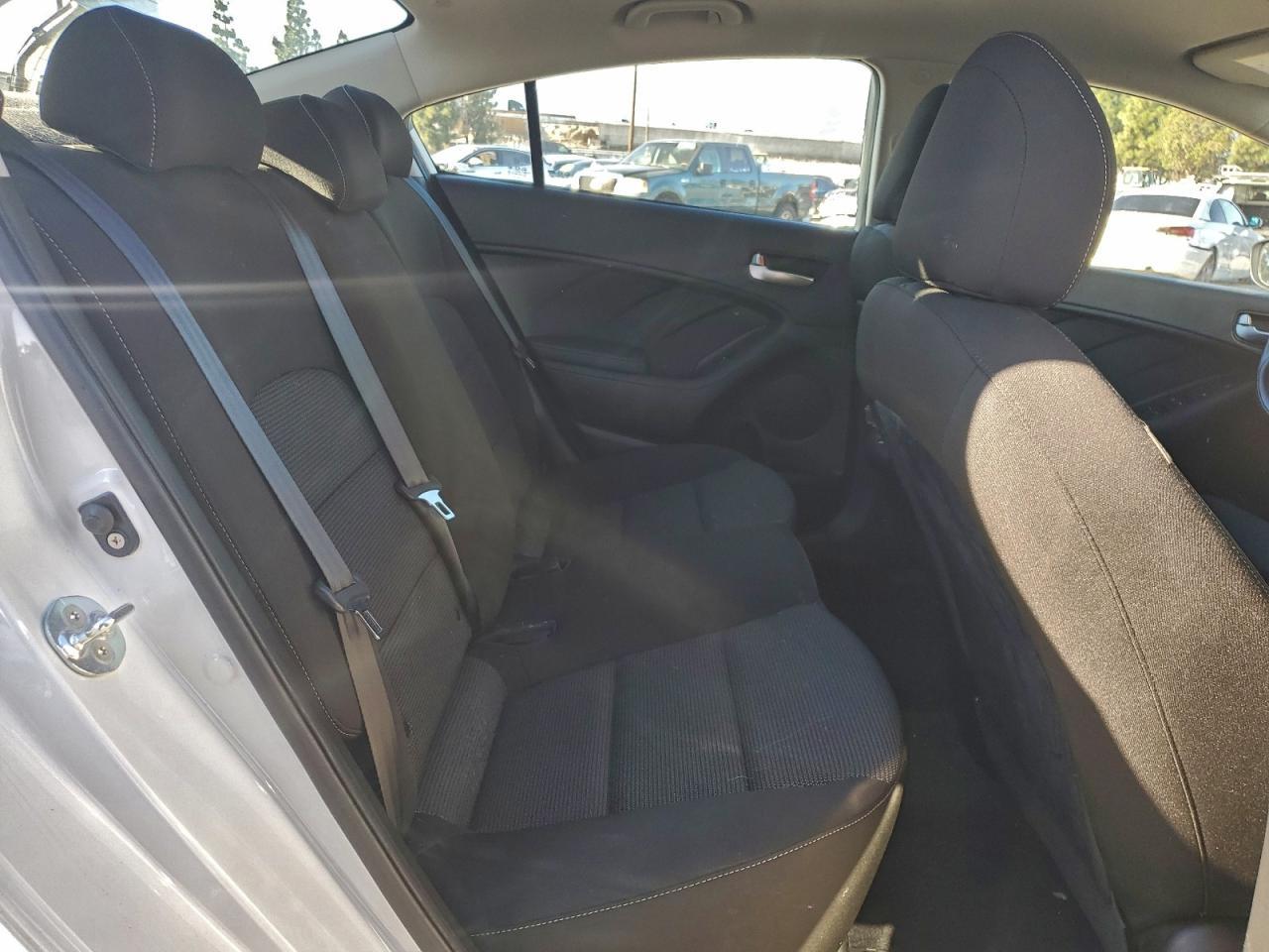 2018 Kia Forte Lx - zdjęcie 10