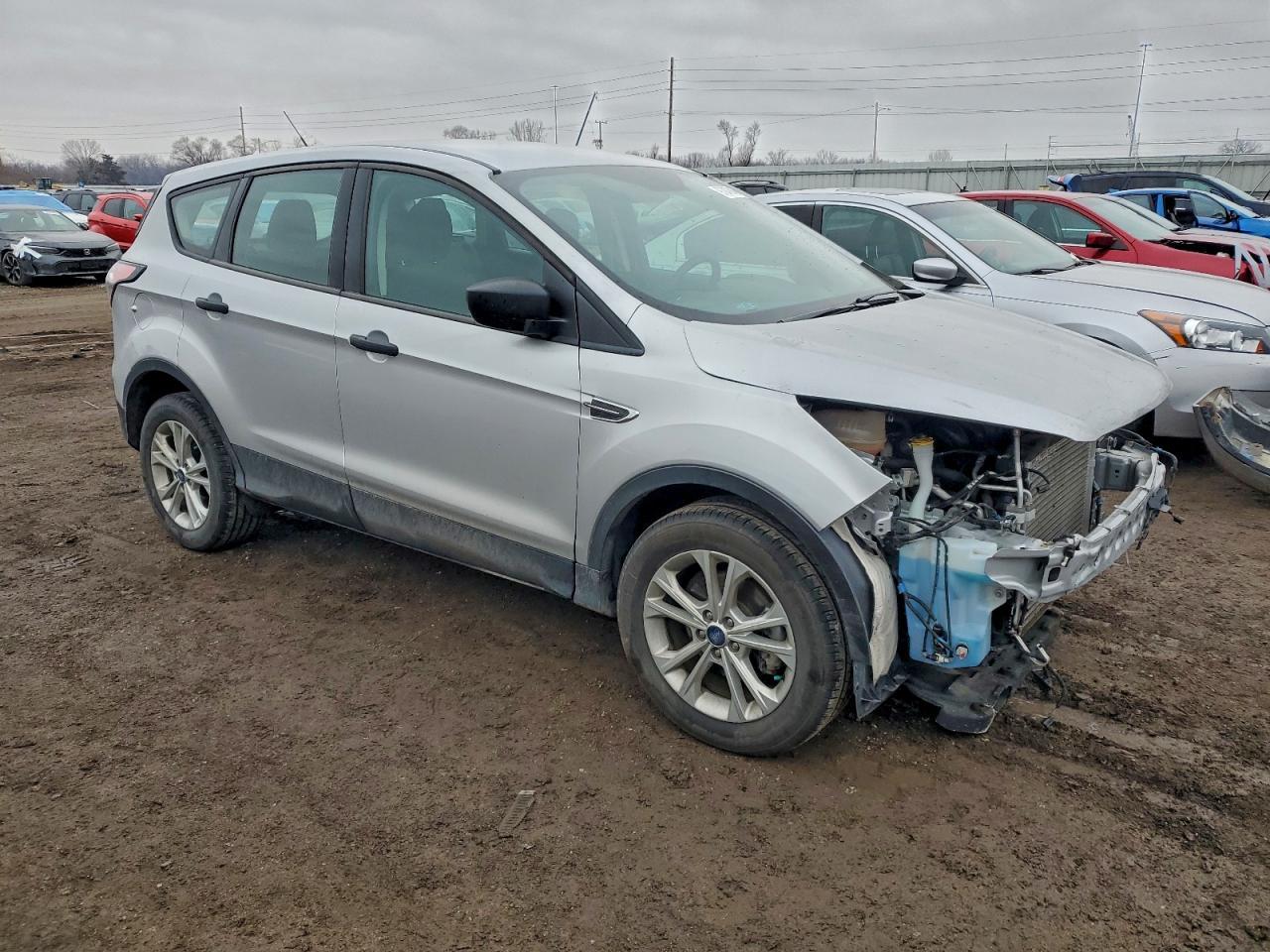 2018 Ford Escape S - zdjęcie 4