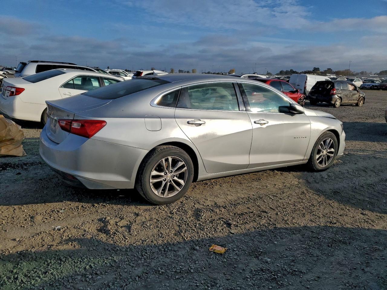 2017 Chevrolet Malibu Lt - zdjęcie 3