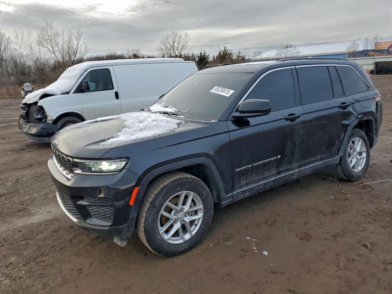 2025 Jeep Grand Cherokee - zdjęcie główne