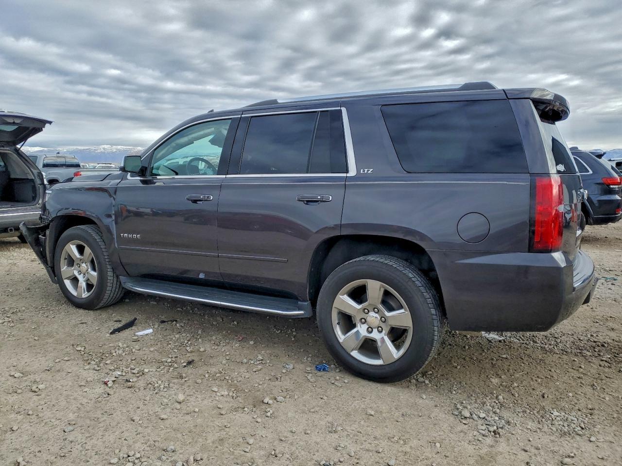 2016 Chevrolet Tahoe K1500 Ltz - zdjęcie 2