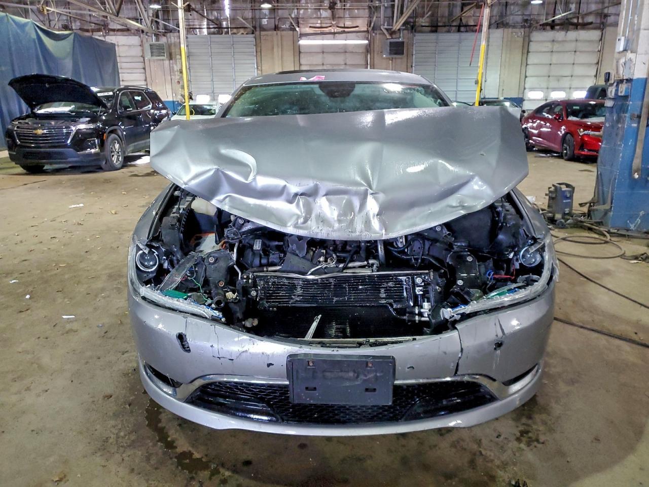 2016 Chrysler 200 C - zdjęcie 5