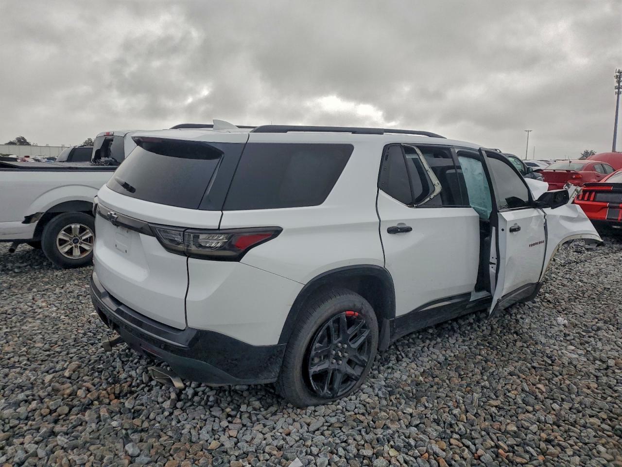 2018 Chevrolet Traverse Premier - zdjęcie 3