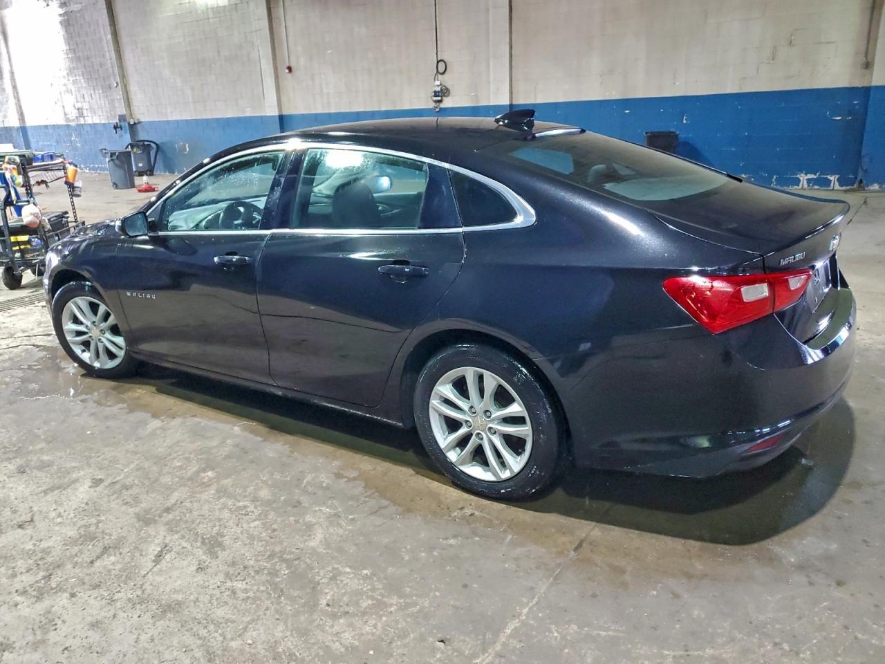 2016 Chevrolet Malibu Lt - zdjęcie 2