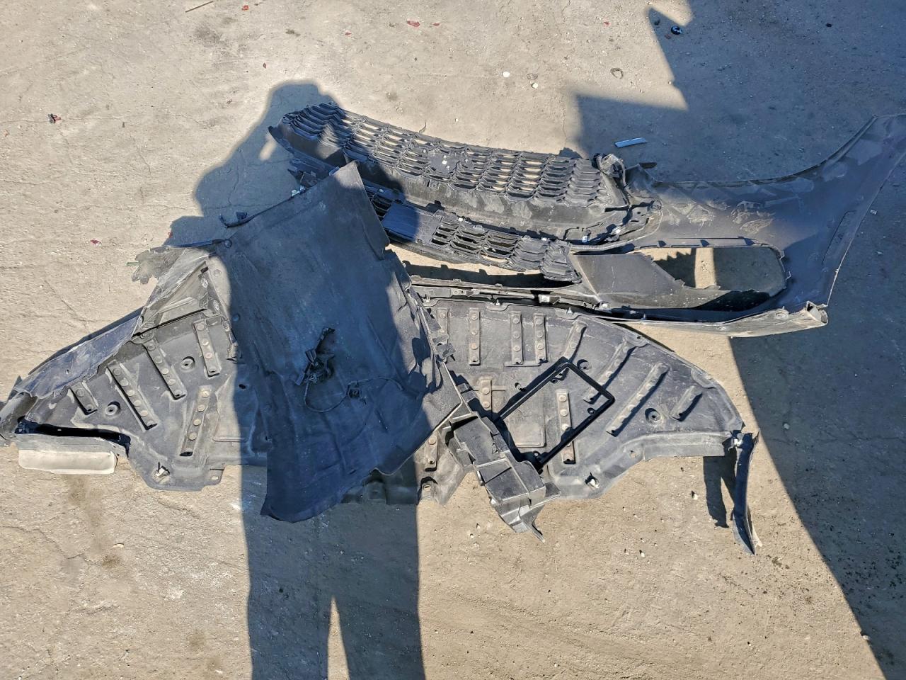 2024 Ford Mustang - zdjęcie 12