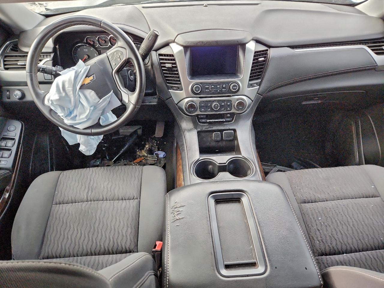 2016 Chevrolet Tahoe C1500 Ls - zdjęcie 8