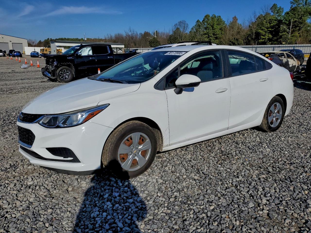 2018 Chevrolet Cruze Ls - zdjęcie główne