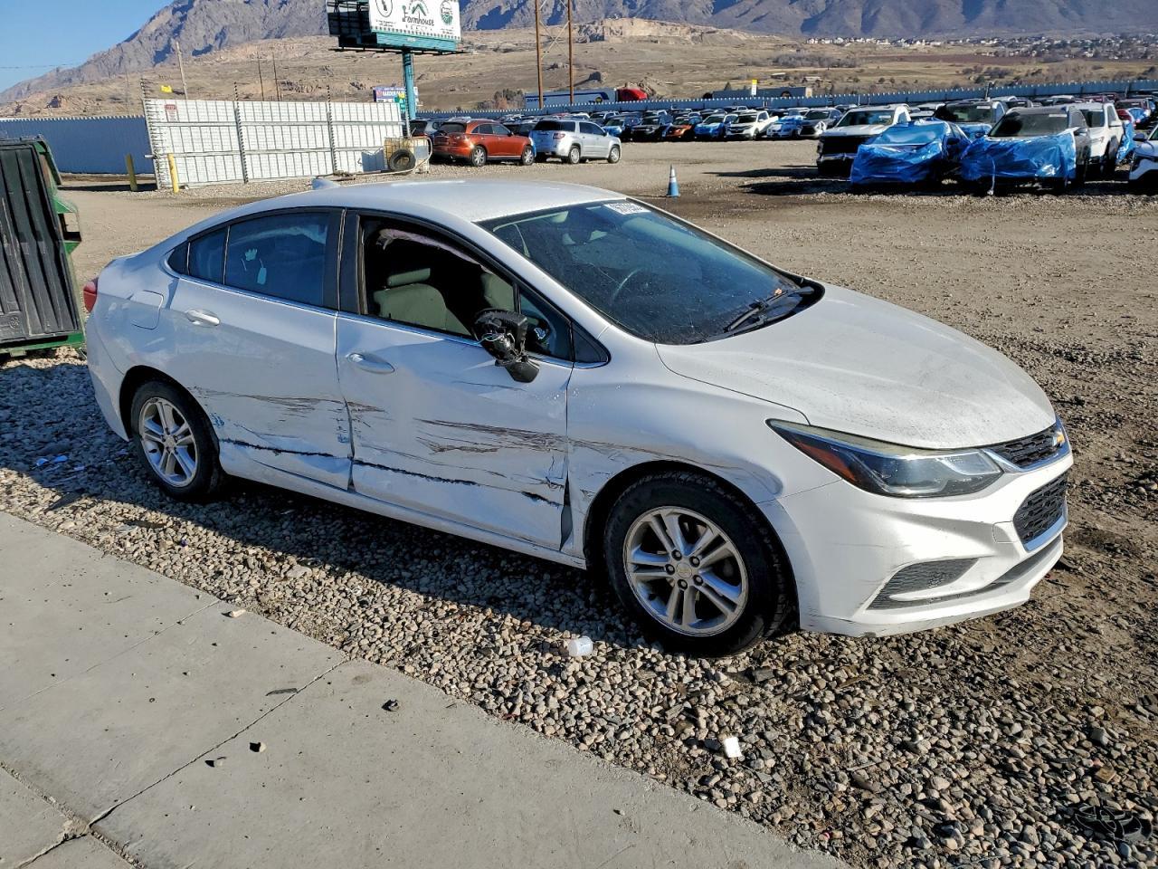 2018 Chevrolet Cruze Lt - zdjęcie 4