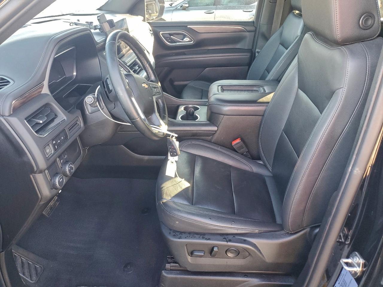 2023 Chevrolet Suburban C1500 Lt - zdjęcie 7