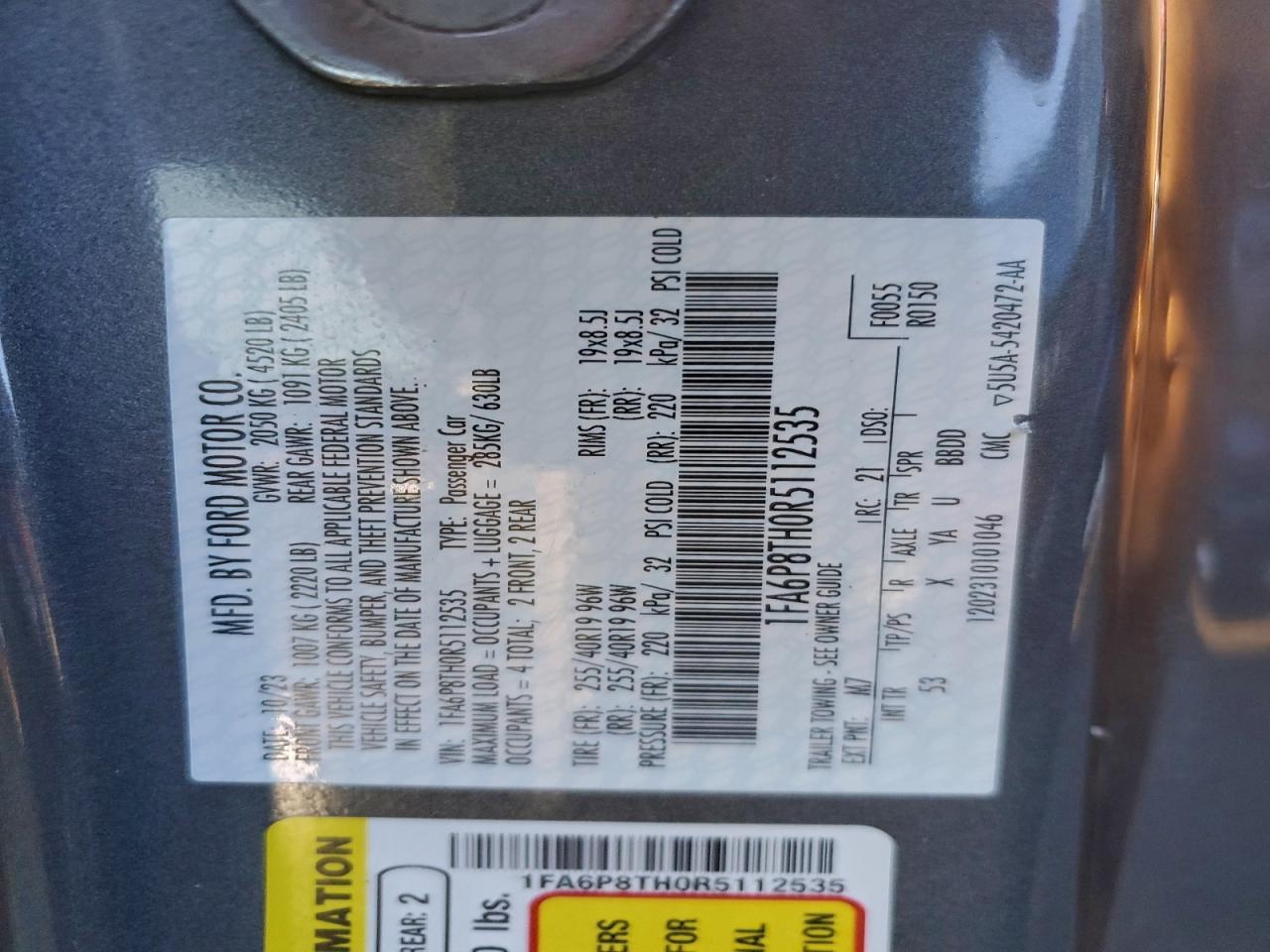 2024 Ford Mustang - zdjęcie 12