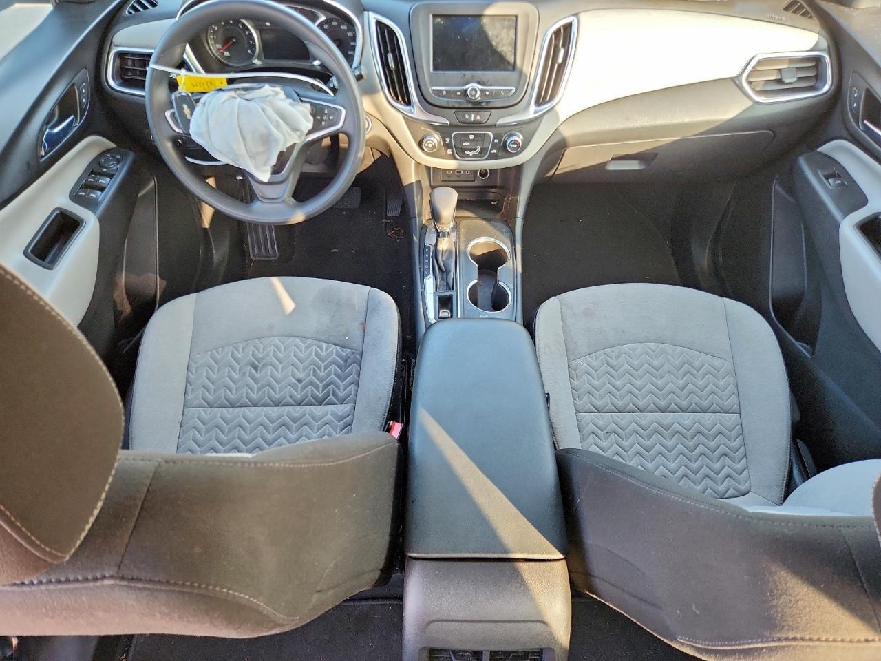 2022 Chevrolet Equinox Ls - zdjęcie 8