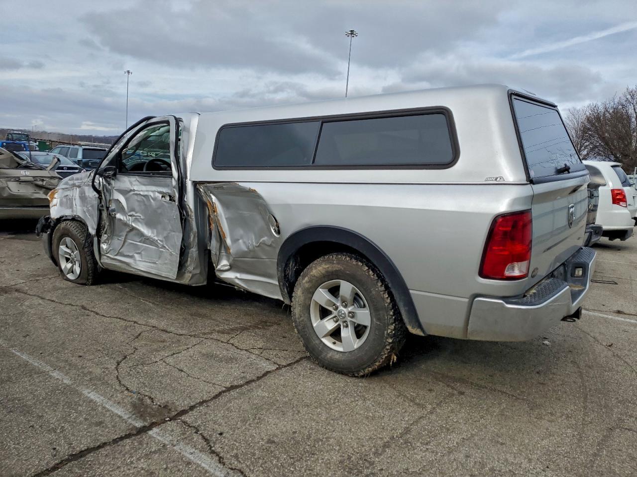 2013 RAM 1500 - zdjęcie 2