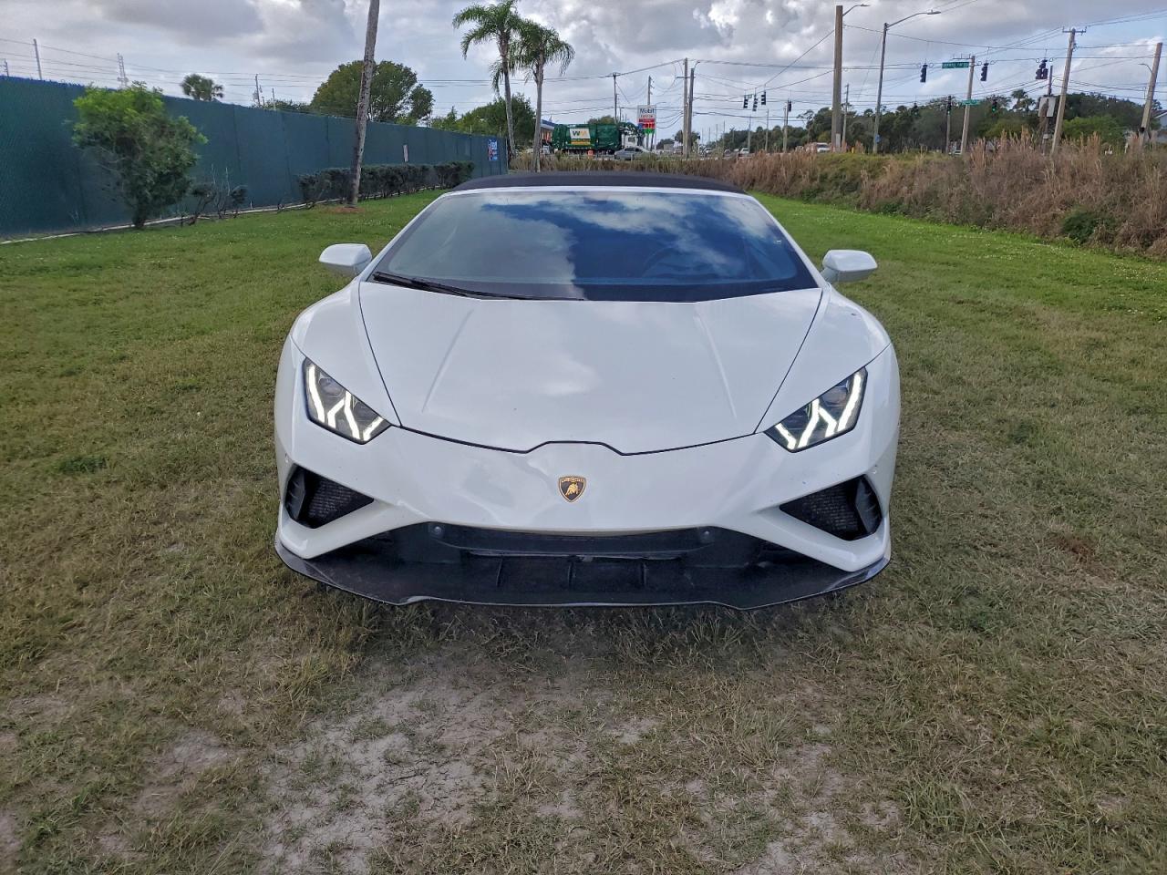 2021 Lamborghini Huracan Evo - zdjęcie 5