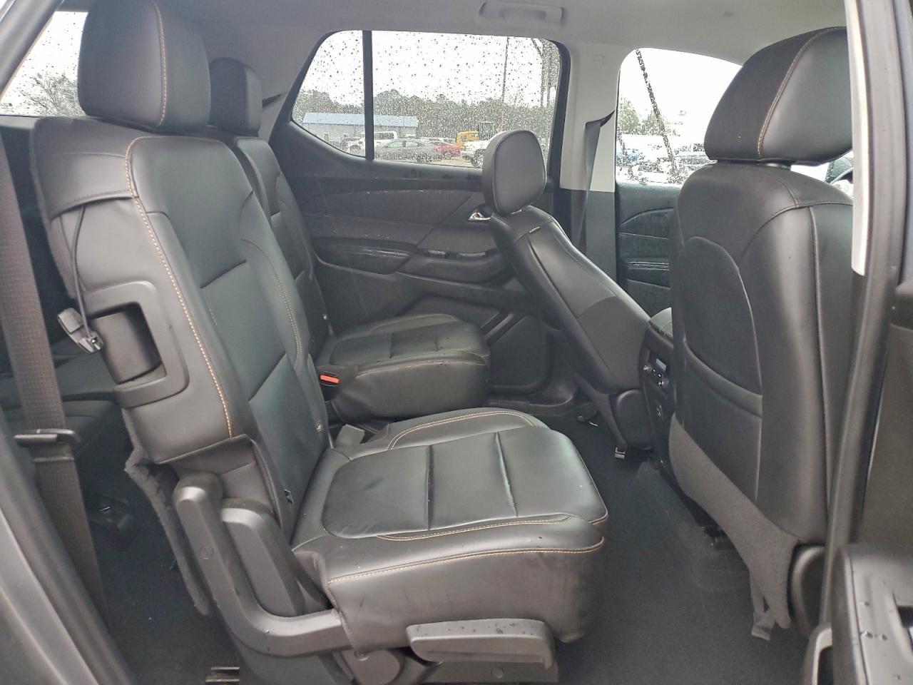 2021 Chevrolet Traverse Lt - zdjęcie 11