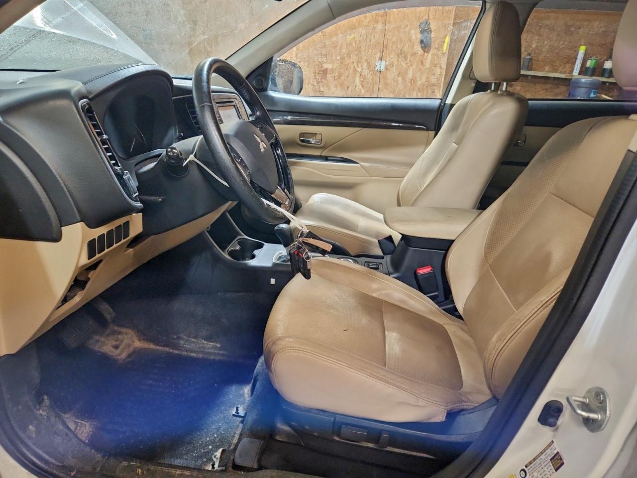 2016 Mitsubishi Outlander Se - zdjęcie 7