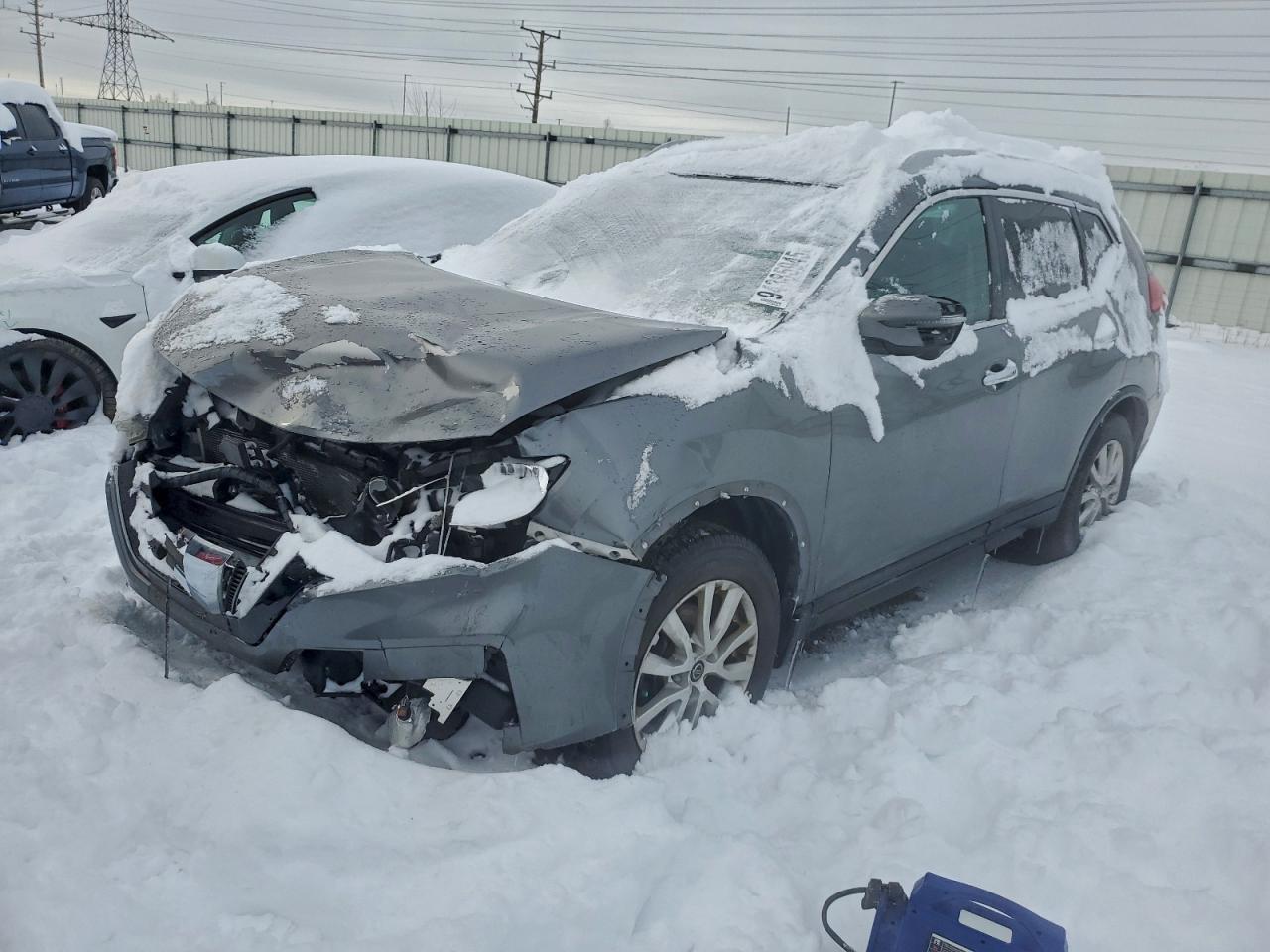 2017 Niss Rogue Sv - zdjęcie główne