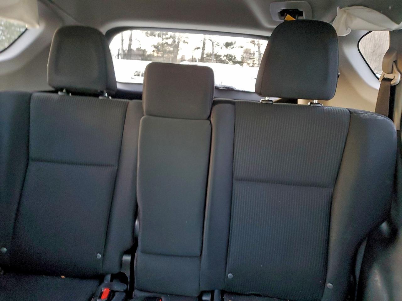 2017 Toyota Rav4 Le - zdjęcie 10
