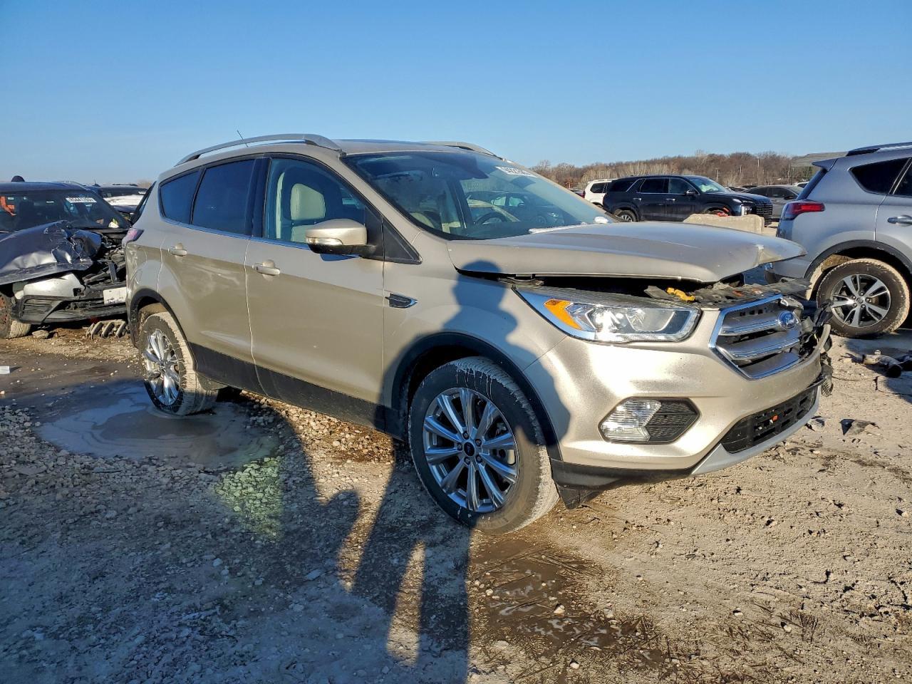 2017 Ford Escape Titanium - zdjęcie 4