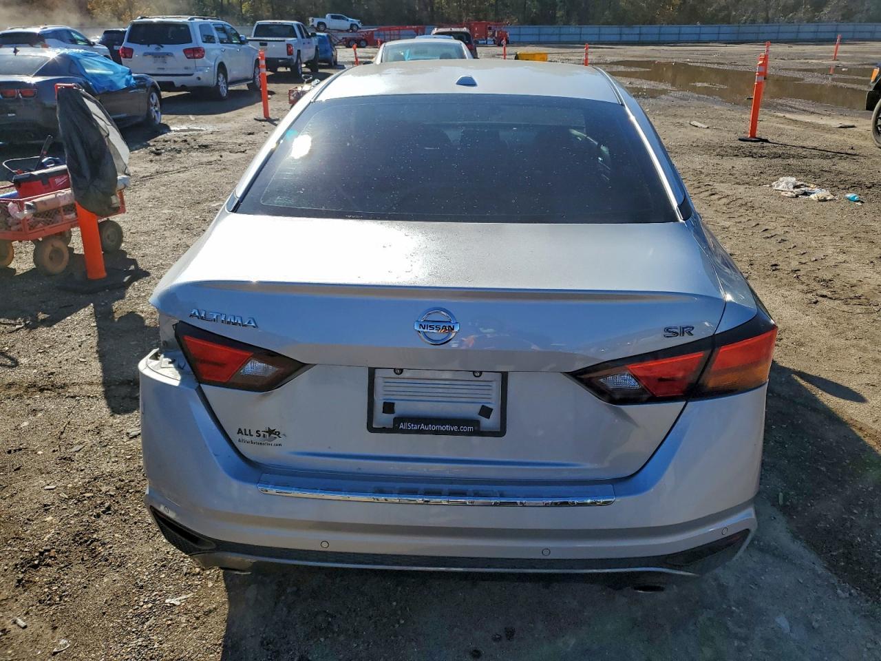 2022 Nissan Altima - zdjęcie 6