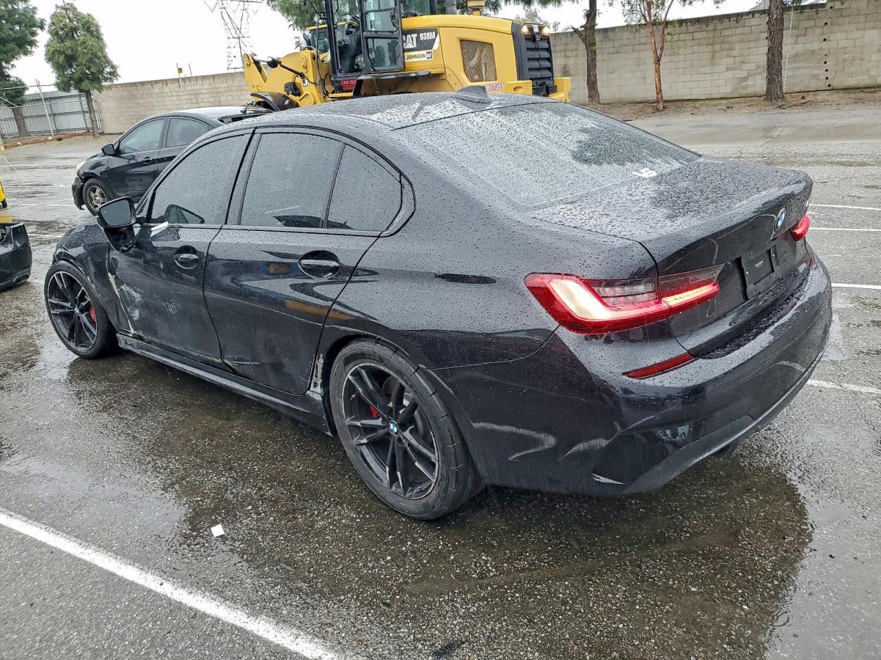 BMW Seria 3 - zdjęcie 2