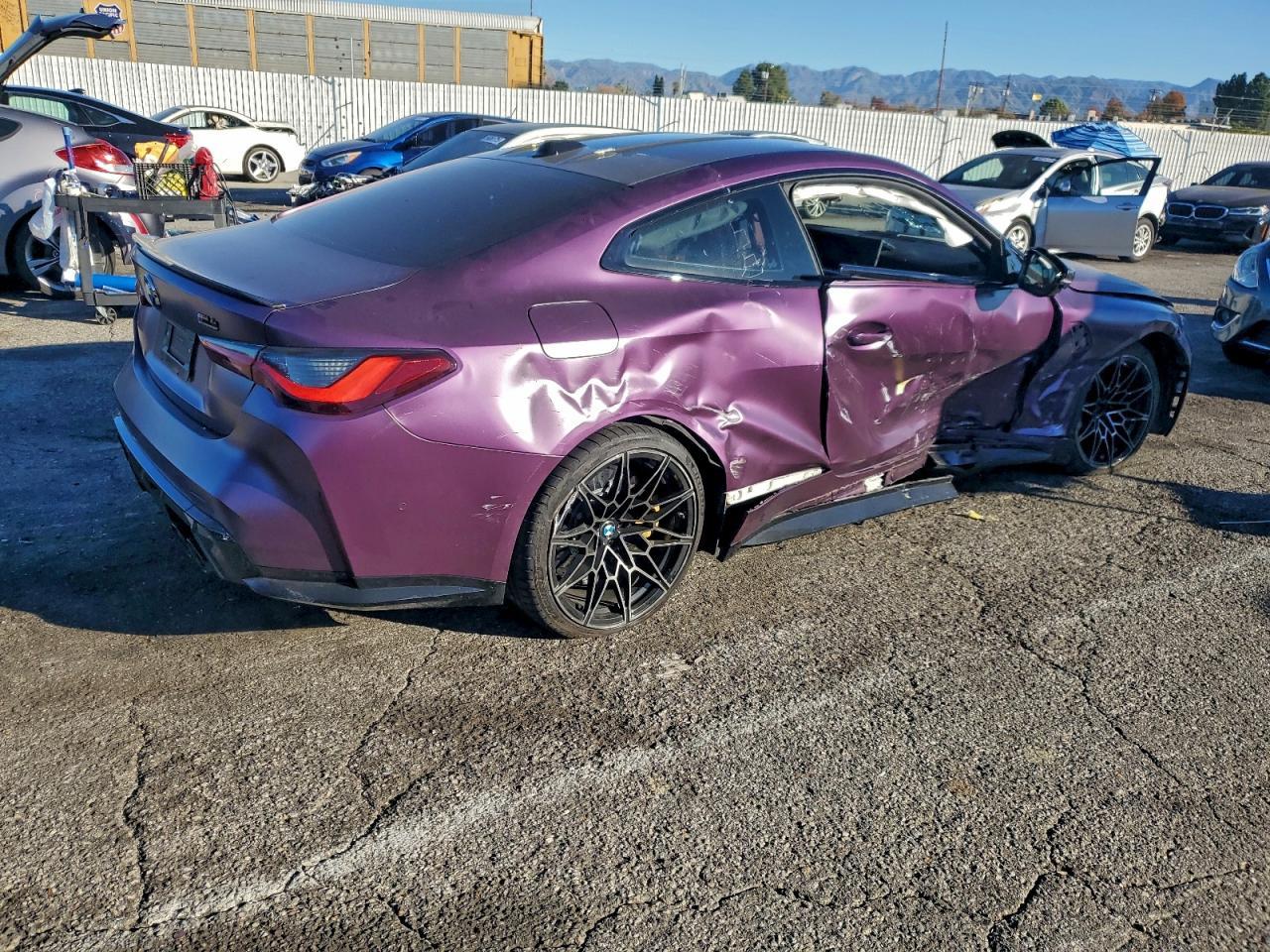 2024 BMW M4 Competition - zdjęcie 3