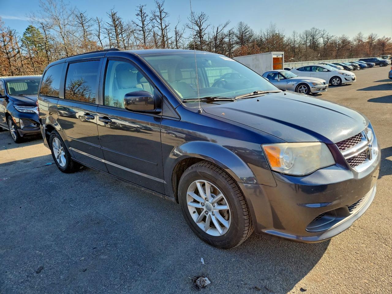 2014 Dodge Grand Caravan Sxt - zdjęcie 4