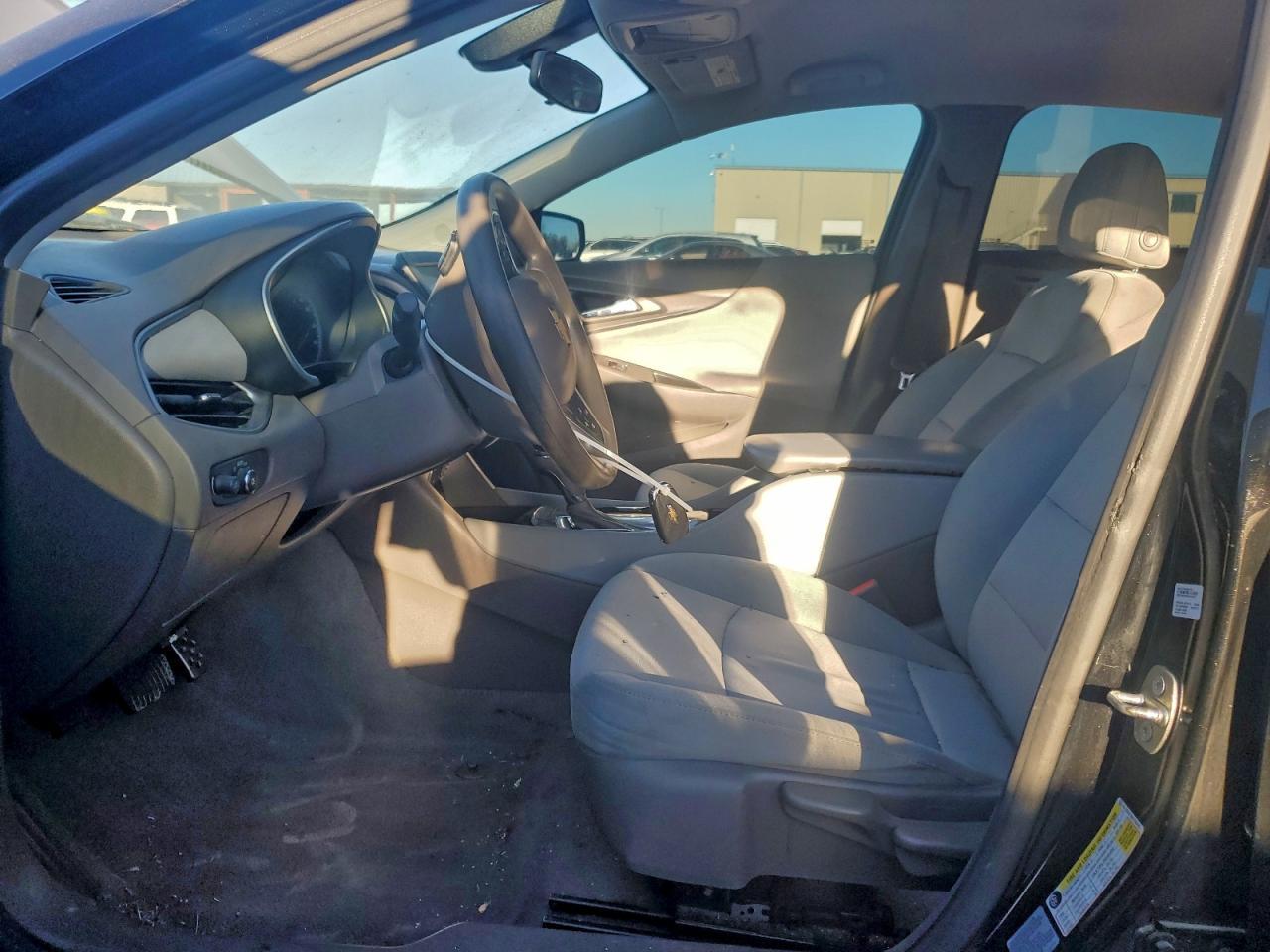 2017 Chevrolet Malibu Ls - zdjęcie 7