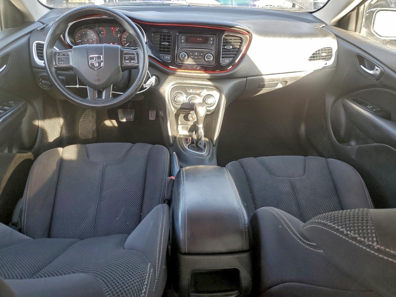 2016 Dodge Dart Sxt - zdjęcie 8