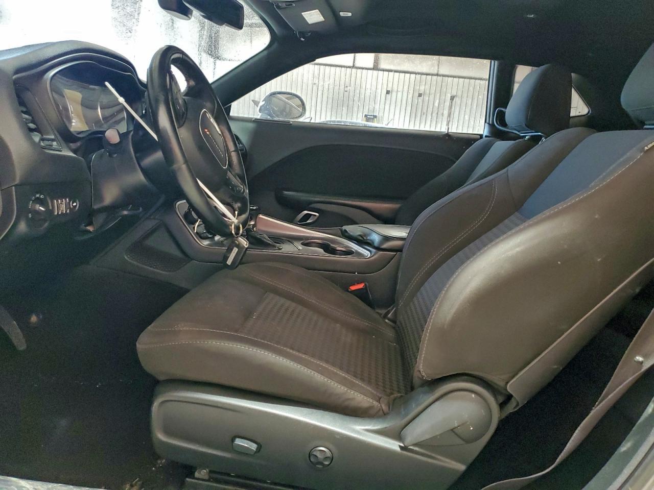 2019 Dodge Challenger Sxt - zdjęcie 7