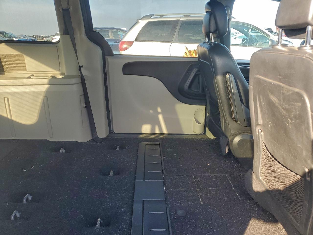 2019 Dodge Grand Caravan Sxt - zdjęcie 11