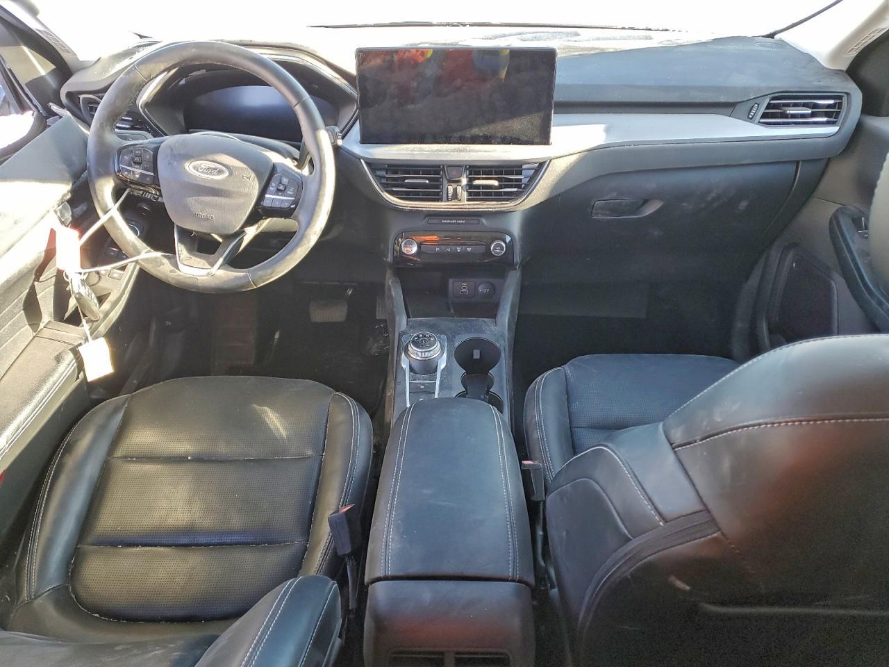 2024 Ford Escape Platinum - zdjęcie 8
