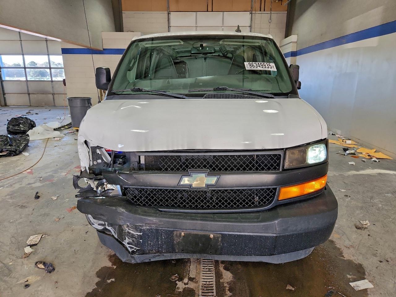 2018 Chevrolet Express G2500 - zdjęcie 5