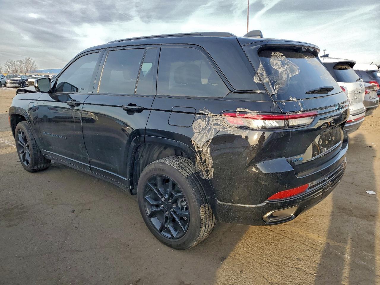 2025 Jeep Grand Cherokee 4Xe - zdjęcie 2