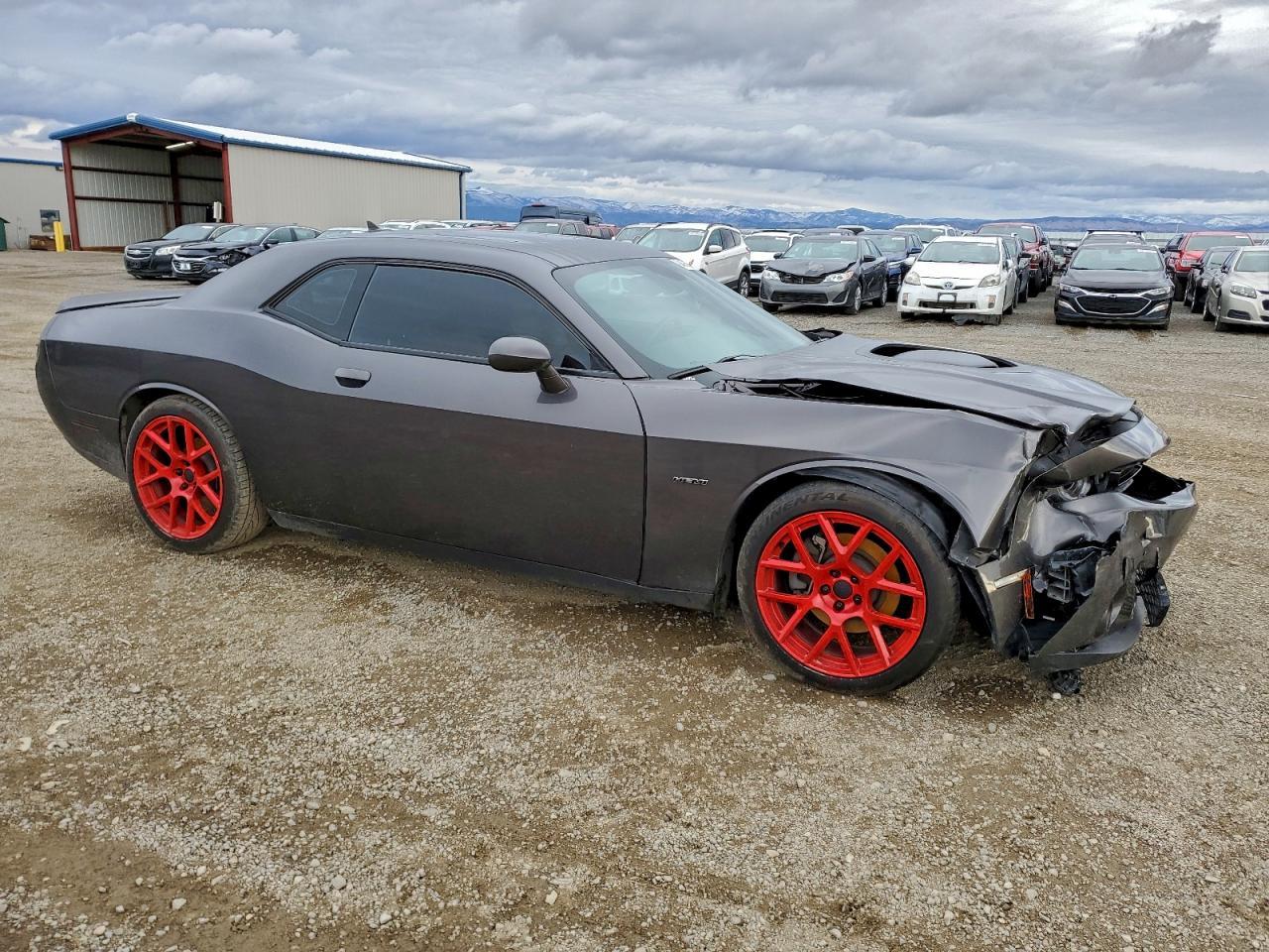 2016 Dodge Challenger R/T - zdjęcie 4