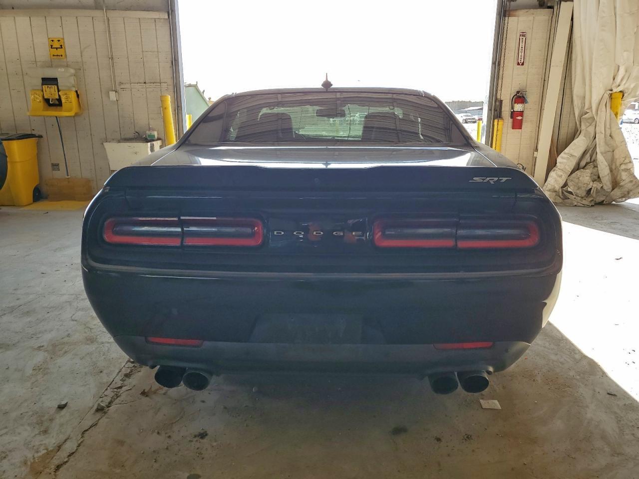 2015 Dodge Challenger Srt 392 - zdjęcie 6