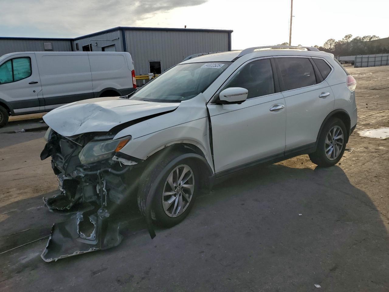 2015 Nissan Rogue S - zdjęcie główne