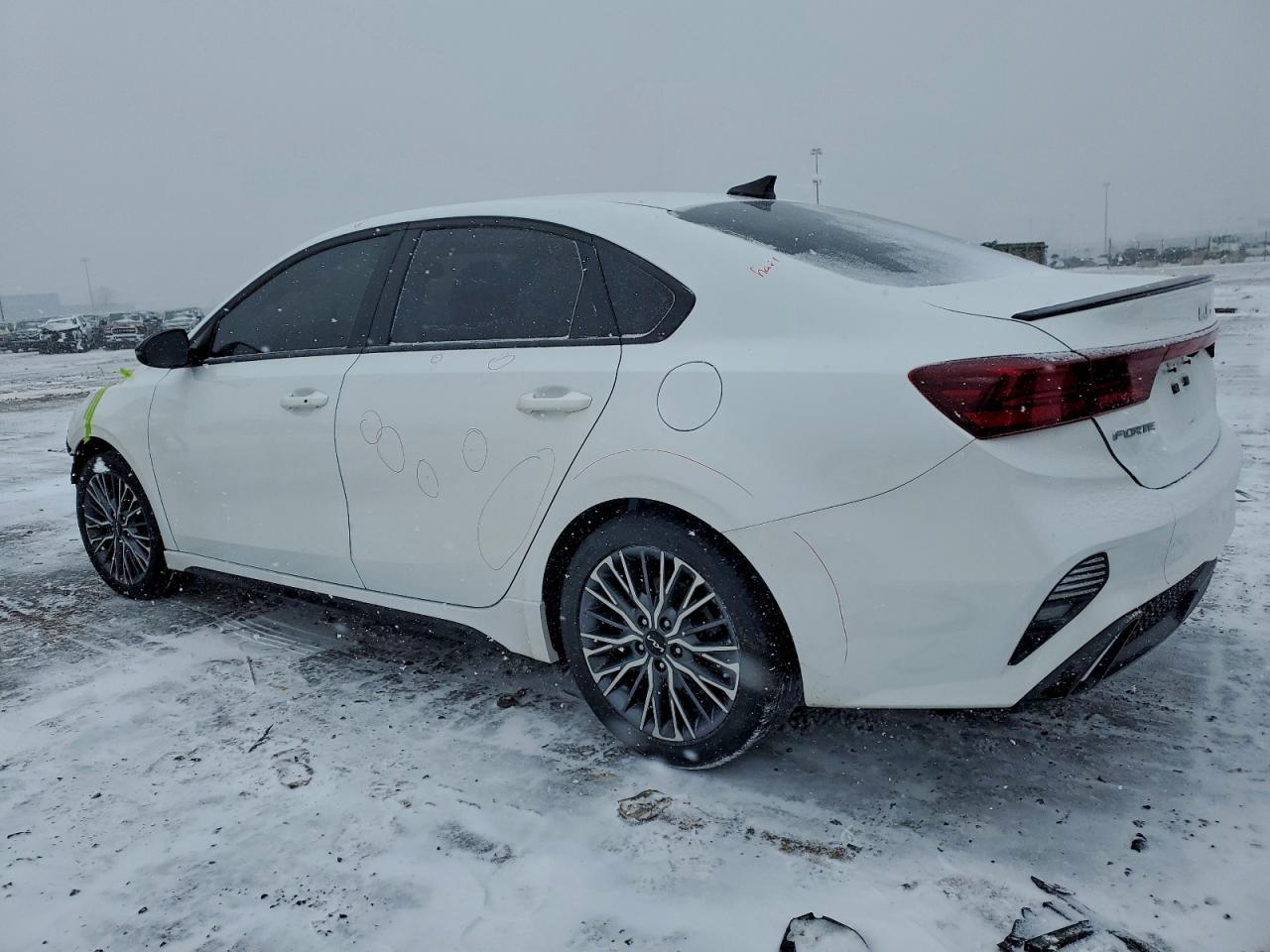 2022 Kia Forte Gt Line - zdjęcie 2