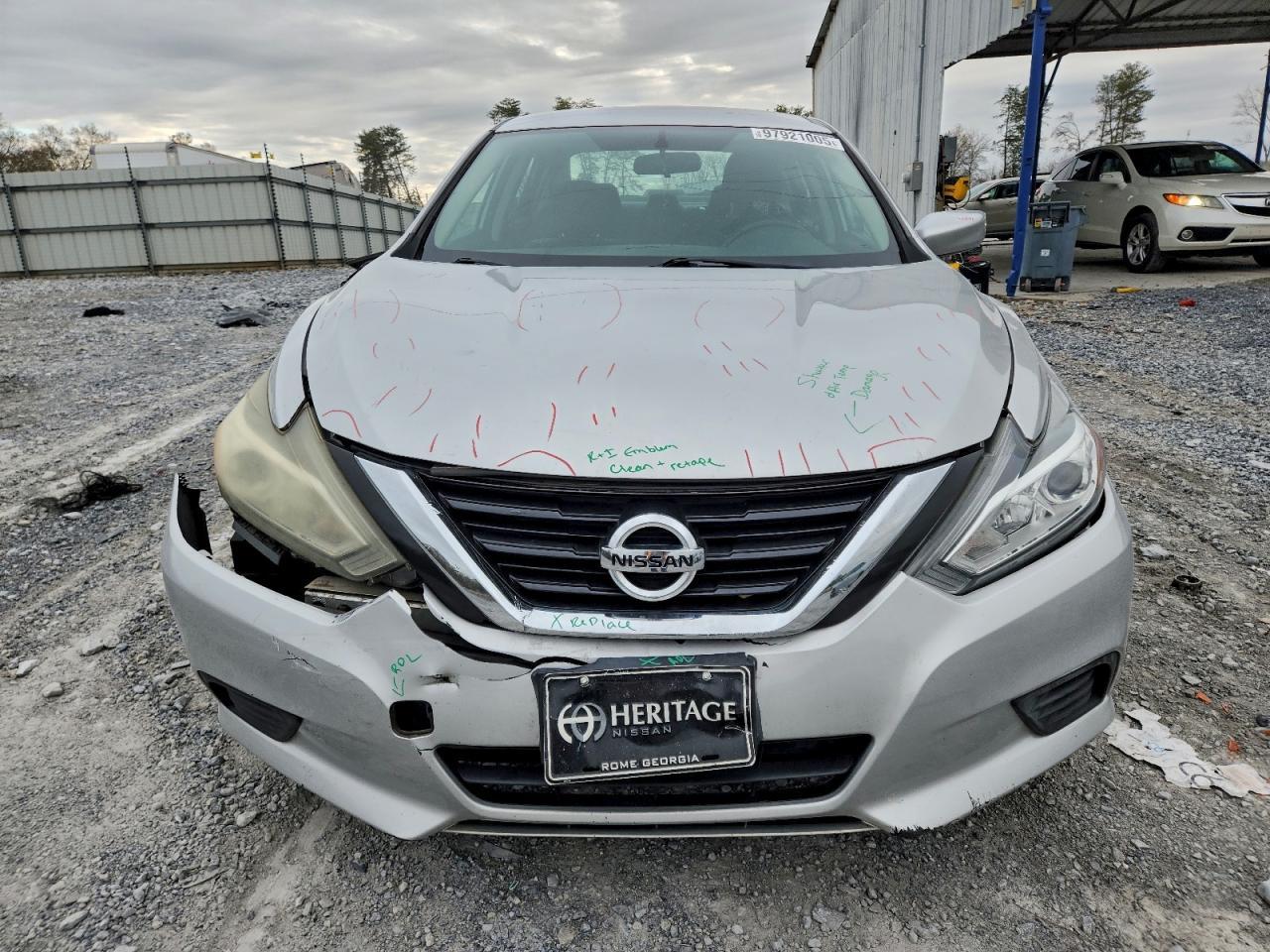 2017 Nissan Altima 2.5 - zdjęcie 5