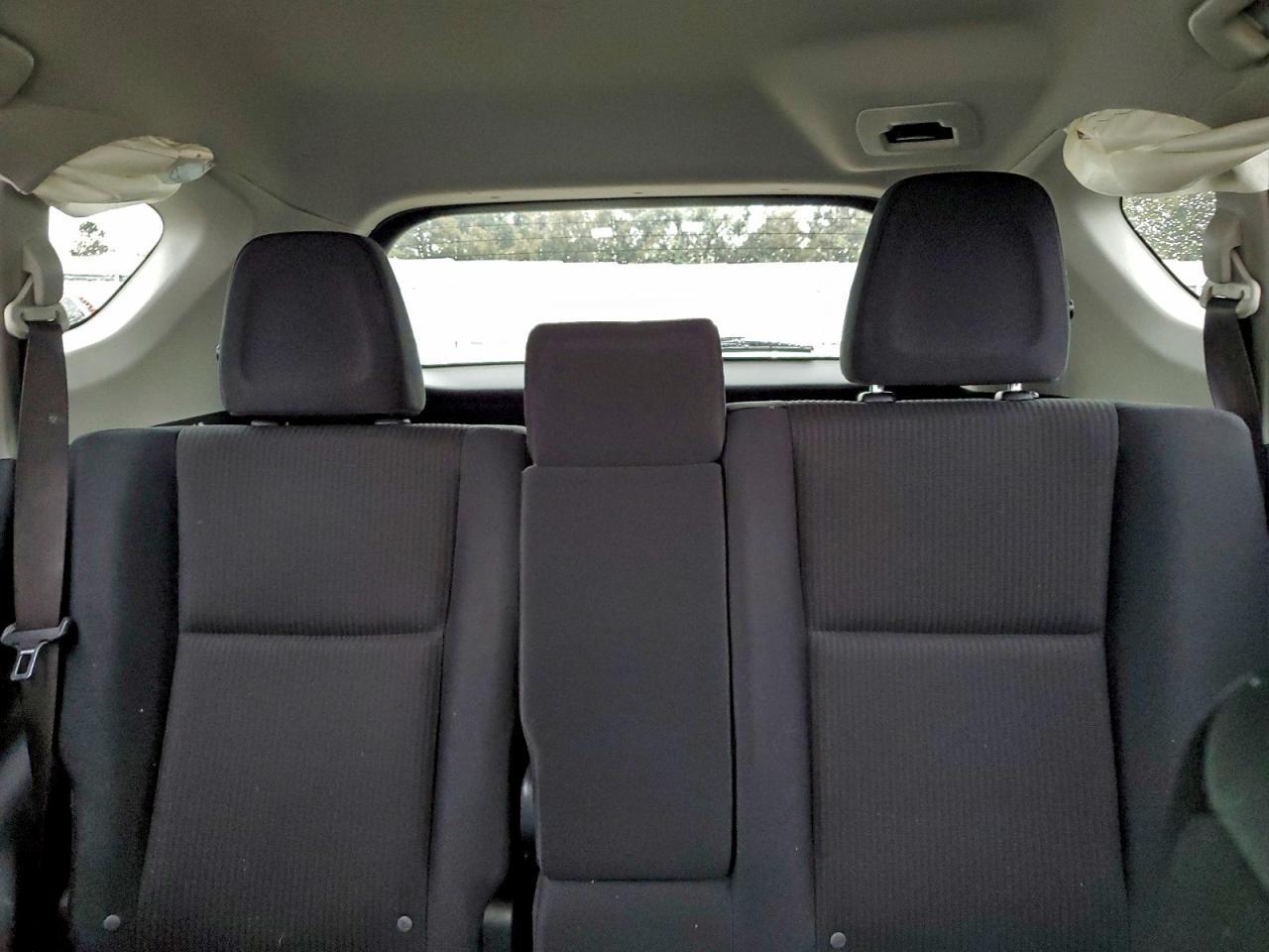 2017 Toyota Rav4 Le - zdjęcie 10