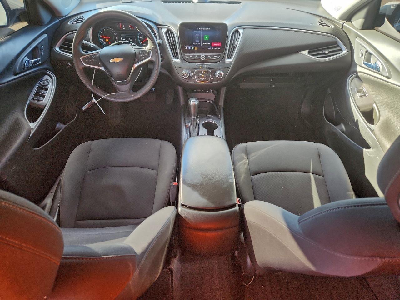 2020 Chevrolet Malibu Ls - zdjęcie 8