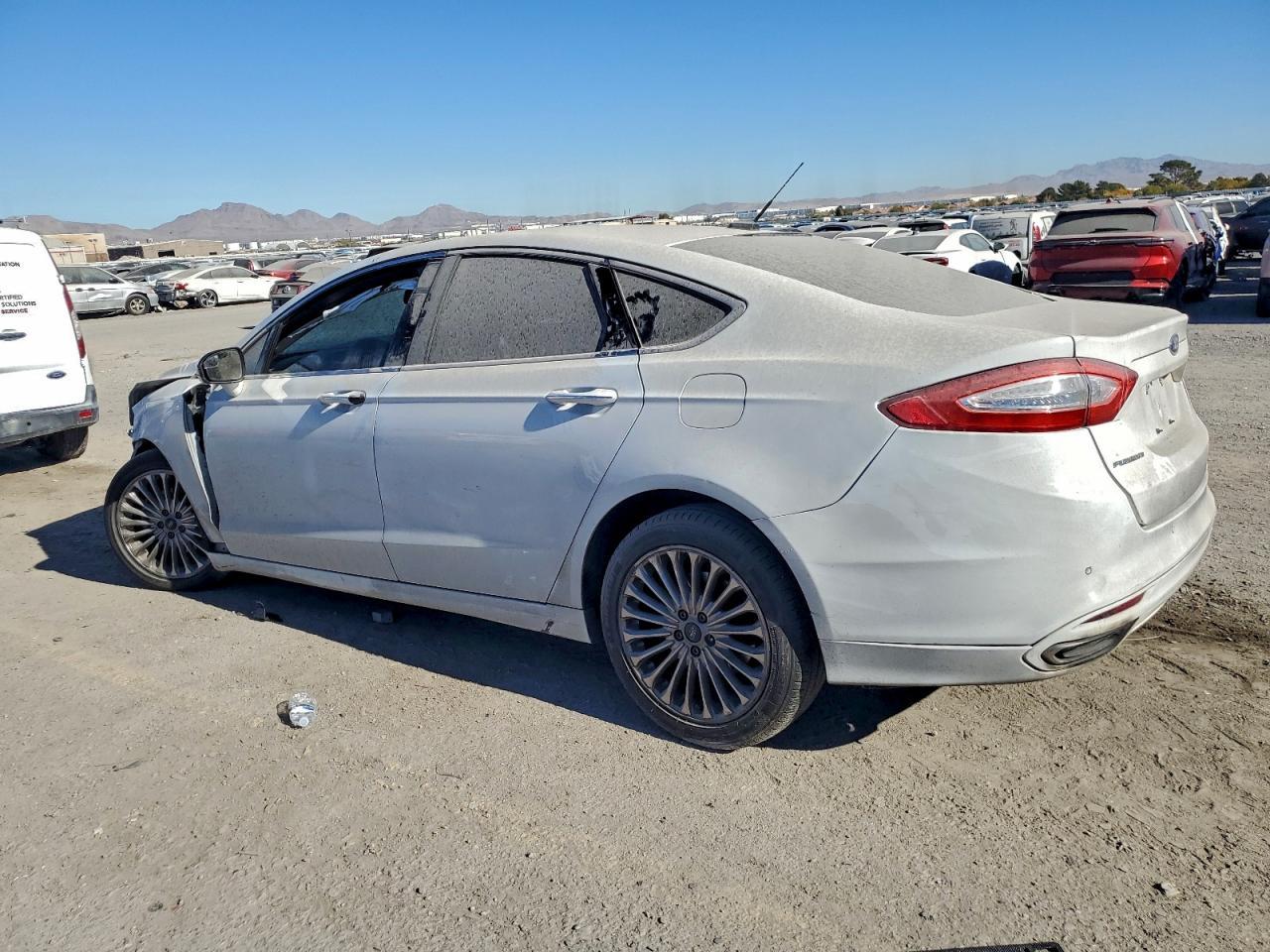 2014 Ford Fusion Titanium - zdjęcie 3